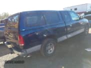 ✅ 2000 Ford F-150 XL • VIN: 1FTZX1720YNA81953 • Lot: 43488074. Wystawiony na IAAI z przebiegiem 144 758 mil. Bezpłatny archiwum sprzedaży aukcyjnych z USA i szczegółowy raport historii pojazdu na DreamBid. Zdjęcie 4.