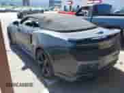 2017 Chevrolet Camaro 2SS z VIN 1G1FH3D76H0122250, wystawiony jako IAAI lot #43434570 z przebiegiem 70 150 mil mil oraz . Historia ofert i sprzedaży dostępna na DreamBid. Obrazek 3.