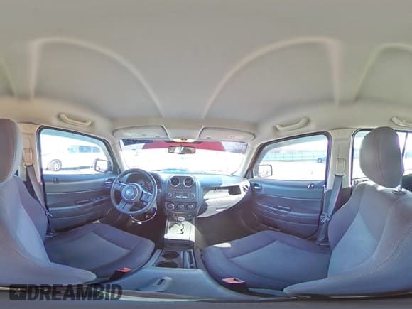 ✅ 2016 Jeep Patriot Sport • VIN: 1C4NJPBBXGD777525 • Lot: 94327315. Listed on Copart with 118,255 mi. Free auction sales archive from the USA and detailed vehicle history report at DreamBid. Image 15.