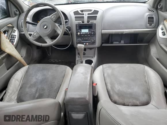 2004 Chevrolet Malibu LT z VIN 1G1ZU54844F126883, wystawiony jako Copart lot #71360564 z przebiegiem 233 377 mil mil oraz Szkoda całkowita • Salvage title. Historia ofert i sprzedaży dostępna na DreamBid. Obrazek 8.