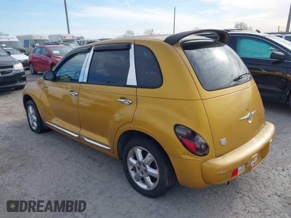 ✅ 2002 Chrysler PT Cruiser Limited • VIN: 3C8FY68B62T343363 • Lot: 43509821. Listed on IAAI with 174,393 mi. Free auction sales archive from the USA and detailed vehicle history report at DreamBid. Image 3.