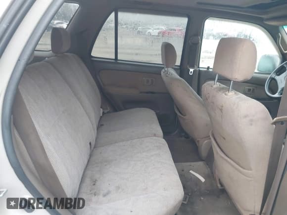 ✅ 2000 Toyota 4Runner SR5 • VIN: JT3GN86R6Y0174708 • Lot: 43851267. Listed on IAAI with 372,294 mi. Free auction sales archive from the USA and detailed vehicle history report at DreamBid. Image 8.