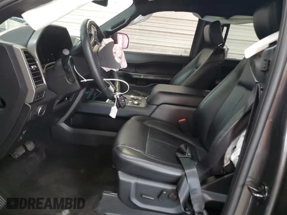 ✅ 2020 Ford Expedition Max XLT • VIN: 1FMJK1JTXLEA53109 • Lot: 67213215. Listed on Copart with 83,676 mi. Free auction sales archive from the USA and detailed vehicle history report at DreamBid. Image 7.