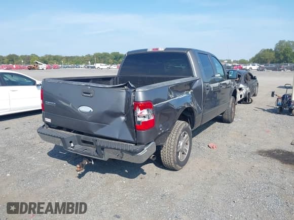 ✅ 2006 Ford F-150 XLT • VIN: 1FTRW14W86FB31225 • Lot: 43278774. Wystawiony na IAAI z przebiegiem 160 171 mil. Bezpłatny archiwum sprzedaży aukcyjnych z USA i szczegółowy raport historii pojazdu na DreamBid. Zdjęcie 4.