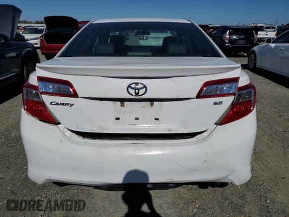 2014 Toyota Camry L with VIN 4T1BF1FK2EU840671, listed as a Copart auction lot 86672075 with 112,069 mi miles and Salvage title. Bid and sale history available at DreamBid. Image 6.