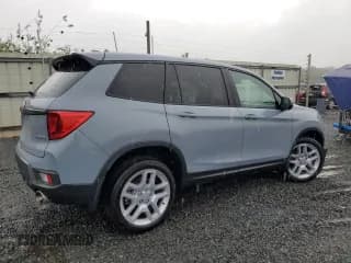 ✅ 2025 Honda Passport EX-L • VIN: 5FNYF8H5XSB019174 • Lot: 60370915. Wystawiony na Copart z przebiegiem 7 584 mil. Bezpłatny archiwum sprzedaży aukcyjnych z USA i szczegółowy raport historii pojazdu na DreamBid. Zdjęcie 3.