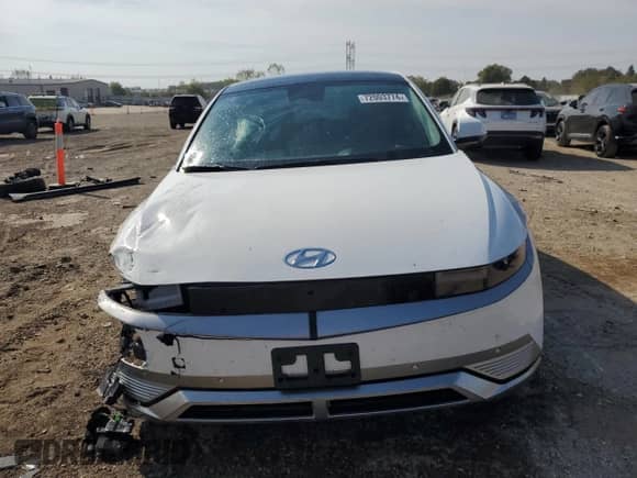 ✅ 2023 Hyundai Ioniq 5 Limited • VIN: KM8KRDAF9PU159249 • Lot: 72003774. Wystawiony na Copart z przebiegiem 38 792 mil mil. Skorzystaj z bezpłatnego archiwum sprzedaży aukcyjnych z USA i zobacz szczegółowy raport historii pojazdu na DreamBid. Zdjęcie 5.