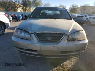 ✅ 2005 Hyundai Elantra GLS • VIN: KMHDN46D85U087520 • Lot: 87972965. Wystawiony na Copart z przebiegiem 203 549 mil. Bezpłatny archiwum sprzedaży aukcyjnych z USA i szczegółowy raport historii pojazdu na DreamBid. Zdjęcie 5.