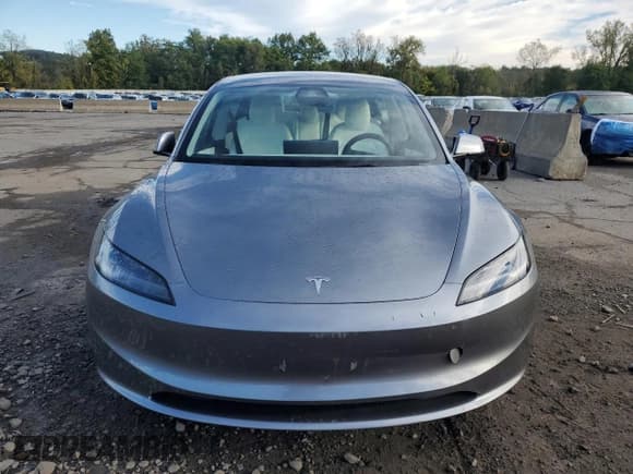 ✅ 2025 Tesla Model 3 Long Range • VIN: 5YJ3E1EB7SF876020 • Lot: 81794935. Wystawiony na Copart z przebiegiem 12 056 mil. Bezpłatny archiwum sprzedaży aukcyjnych z USA i szczegółowy raport historii pojazdu na DreamBid. Zdjęcie 5.