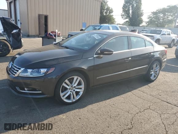 ✅ 2014 Volkswagen CC Executive • VIN: WVWRN7AN3EE509893 • Lot: 72015465. Wystawiony na Copart z przebiegiem 136 804 mil. Bezpłatny archiwum sprzedaży aukcyjnych z USA i szczegółowy raport historii pojazdu na DreamBid. Zdjęcie 1.