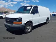 ✅ 2013 Chevrolet Express Cargo • VIN: 1GCSGAFX4D1154340 • Lot: 42736448. Wystawiony na IAAI z przebiegiem 290 690 mil. Bezpłatny archiwum sprzedaży aukcyjnych z USA i szczegółowy raport historii pojazdu na DreamBid. Zdjęcie 2.