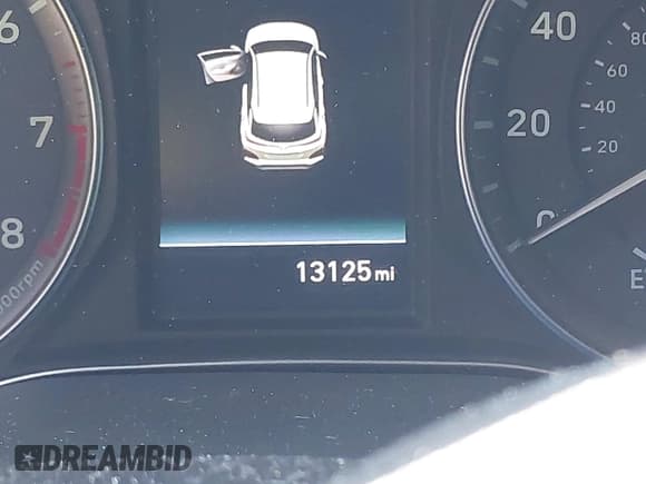 ✅ 2021 Hyundai Kona SE • VIN: KM8K1CAA3MU711281 • Лот: 43351761. Опубликован ранее на IAAI с пробегом 13 125 миль. Бесплатный доступ к архиву аукционных продаж из США и подробный отчёт об истории автомобиля на DreamBid. Изображение 16.