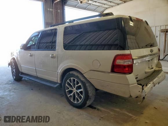 ✅ 2017 Ford Expedition Max XLT • VIN: 1FMJK1HTXHEA20849 • Lot: 82393535. Wystawiony na Copart z przebiegiem 125 372 mil. Bezpłatny archiwum sprzedaży aukcyjnych z USA i szczegółowy raport historii pojazdu na DreamBid. Zdjęcie 2.