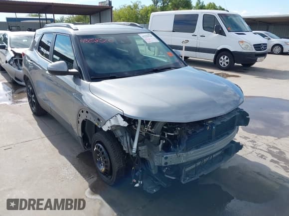 ✅ 2023 Chevrolet TrailBlazer LT • VIN: KL79MPS27PB178910 • Lot: 43258520. Wystawiony na IAAI z przebiegiem 21 811 mil. Bezpłatny archiwum sprzedaży aukcyjnych z USA i szczegółowy raport historii pojazdu na DreamBid. Zdjęcie 1.