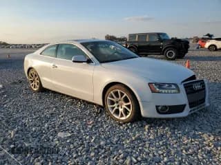 ✅ 2012 Audi A5 Premium Plus • VIN: WAULFAFR6CA004671 • Лот: 93226325. Опубликован ранее на Copart с пробегом 137 405 миль. Бесплатный доступ к архиву аукционных продаж из США и подробный отчёт об истории автомобиля на DreamBid. Изображение 4.