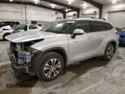✅ 2021 Toyota Highlander Hybrid XLE • VIN: 5TDGBRCH1MS535775 • Лот: 92788625. Опубликован ранее на Copart с пробегом 113 180 миль. Бесплатный доступ к архиву аукционных продаж из США и подробный отчёт об истории автомобиля на DreamBid. Изображение 1.