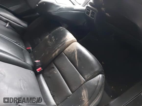 ✅ 2019 Nissan Maxima SL • VIN: 1N4AA6AV5KC369975 • Lot: 42007488. Listed on IAAI with 87,664 mi. Free auction sales archive from the USA and detailed vehicle history report at DreamBid. Image 8.