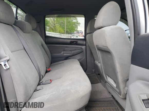 ✅ 2005 Toyota Tacoma • VIN: 5TEMU52N35Z126145 • Lot: 55391105. Listed on Copart with 150,046 mi. Free auction sales archive from the USA and detailed vehicle history report at DreamBid. Image 10.