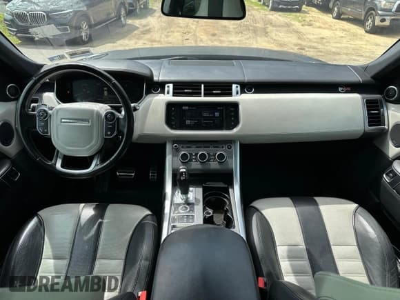 ✅ 2016 Land Rover Range Rover Sport SVR • VIN: SALWZ2EF6GA546565 • Lot: 63046965. Wystawiony na Copart z przebiegiem 70 867 mil. Bezpłatny archiwum sprzedaży aukcyjnych z USA i szczegółowy raport historii pojazdu na DreamBid. Zdjęcie 6.