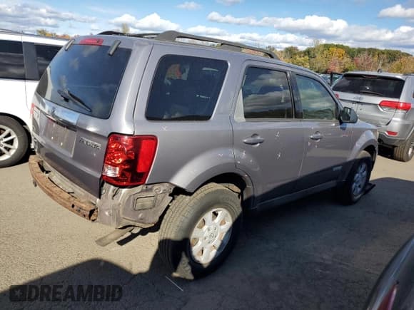 ✅ 2008 Mazda Tribute Sport • VIN: 4F2CZ92Z58KM16600 • Lot: 75220444. Wystawiony na Copart z przebiegiem 121 670 mil. Bezpłatny archiwum sprzedaży aukcyjnych z USA i szczegółowy raport historii pojazdu na DreamBid. Zdjęcie 3.