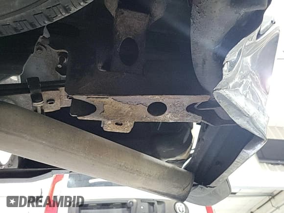 ✅ 2015 Chevrolet Silverado 2500HD Work Truck • VIN: 1GC2CUEG8FZ123188 • Лот: 43876615. Опубликован ранее на IAAI с пробегом 200 485 миль. Бесплатный доступ к архиву аукционных продаж из США и подробный отчёт об истории автомобиля на DreamBid. Изображение 13.