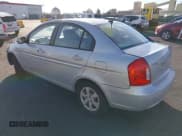 ✅ 2010 Hyundai Accent GLS • VIN: KMHCN4AC2AU481714 • Lot: 43518171. Wystawiony na IAAI z przebiegiem 250 518 mil. Bezpłatny archiwum sprzedaży aukcyjnych z USA i szczegółowy raport historii pojazdu na DreamBid. Zdjęcie 3.