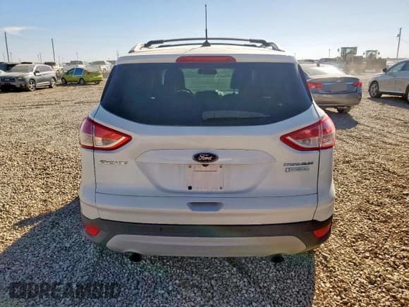 ✅ 2013 Ford Escape Titanium • VIN: 1FMCU0J99DUB46034 • Lot: 92912775. Listed on Copart with 53,592 mi. Free auction sales archive from the USA and detailed vehicle history report at DreamBid. Image 6.