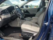 ✅ 2020 Kia Niro EX Premium • VIN: KNDCE3LC7L5371475 • Lot: 60314645. Wystawiony na Copart z przebiegiem 45 911 mil. Bezpłatny archiwum sprzedaży aukcyjnych z USA i szczegółowy raport historii pojazdu na DreamBid. Zdjęcie 7.