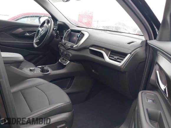 ✅ 2024 GMC Terrain SLT • VIN: 3GKALVEG3RL379434 • Lot: 42232120. Listed on IAAI with 3,266 mi. Free auction sales archive from the USA and detailed vehicle history report at DreamBid. Image 5.