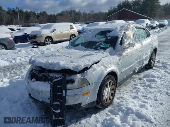 ✅ 2003 Volkswagen Passat GL • VIN: WVWMD63B23P440805 • Lot: 41545000. Listed on IAAI with 167,982 mi. Free auction sales archive from the USA and detailed vehicle history report at DreamBid. Image 2.