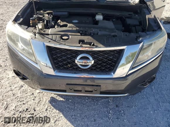 ✅ 2014 Nissan Pathfinder Platinum • VIN: 5N1AR2MM8EC735507 • Lot: 82223485. Listed on Copart with 138,659 mi. Free auction sales archive from the USA and detailed vehicle history report at DreamBid. Image 12.