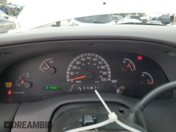 ✅ 2000 Ford F-150 XL • VIN: 1FTPF17L3YKA08516 • Lot: 82093585. Listed on Copart with 214,881 mi. Free auction sales archive from the USA and detailed vehicle history report at DreamBid. Image 9.