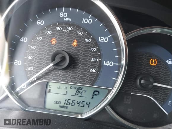 ✅ 2016 Toyota Corolla L • VIN: 2T1BURHE7GC733759 • Lot: 42365982. Listed on IAAI with 166,454 mi. Free auction sales archive from the USA and detailed vehicle history report at DreamBid. Image 16.