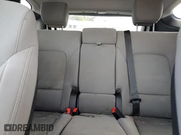 ✅ 2017 Hyundai Santa Fe 2.4L • VIN: 5XYZTDLB4HG404797 • Lot: 91041185. Listed on Copart with 112,191 mi. Free auction sales archive from the USA and detailed vehicle history report at DreamBid. Image 10.