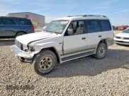 ✅ 1998 Mitsubishi Montero • VIN: JA4MR51R6WJ002639 • Lot: 82756475. Wystawiony na Copart z przebiegiem 234 948 mil. Bezpłatny archiwum sprzedaży aukcyjnych z USA i szczegółowy raport historii pojazdu na DreamBid. Zdjęcie 1.