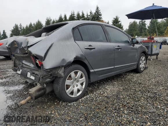 ✅ 2010 Honda Civic LX • VIN: 19XFA1F57AE081121 • Lot: 91132085. Wystawiony na Copart z przebiegiem 210 007 mil. Bezpłatny archiwum sprzedaży aukcyjnych z USA i szczegółowy raport historii pojazdu na DreamBid. Zdjęcie 3.