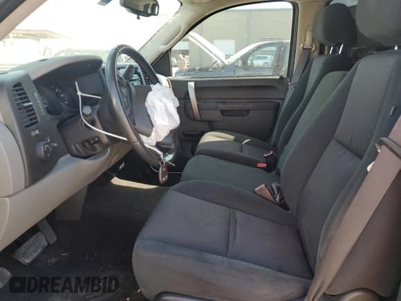 ✅ 2011 Chevrolet Silverado 1500 LS • VIN: 3GCPCREA1BG345421 • Lot: 69445944. Listed on Copart with 167,436 mi. Free auction sales archive from the USA and detailed vehicle history report at DreamBid. Image 7.