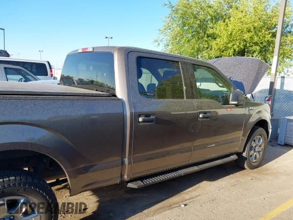 ✅ 2019 Ford F-150 XL • VIN: 1FTFW1E40KKC55572 • Lot: 42922495. Listed on IAAI with 93,434 mi. Free auction sales archive from the USA and detailed vehicle history report at DreamBid. Image 6.