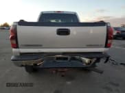 ✅ 2004 Chevrolet Silverado 2500HD LS • VIN: 1GCHK23244F178034 • Lot: 91189715. Wystawiony na Copart z przebiegiem 247 526 mil. Bezpłatny archiwum sprzedaży aukcyjnych z USA i szczegółowy raport historii pojazdu na DreamBid. Zdjęcie 6.
