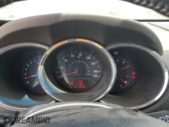 ✅ 2013 Kia Sorento EX • VIN: 5XYKUDA23DG411929 • Lot: 54327335. Listed on Copart with 141,926 mi. Free auction sales archive from the USA and detailed vehicle history report at DreamBid. Image 9.