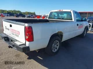 ✅ 2007 Chevrolet Silverado 1500 Work Truck • VIN: 3GCEC14X57G183749 • Lot: 43452563. Wystawiony na IAAI z przebiegiem 212 203 mil. Bezpłatny archiwum sprzedaży aukcyjnych z USA i szczegółowy raport historii pojazdu na DreamBid. Zdjęcie 4.