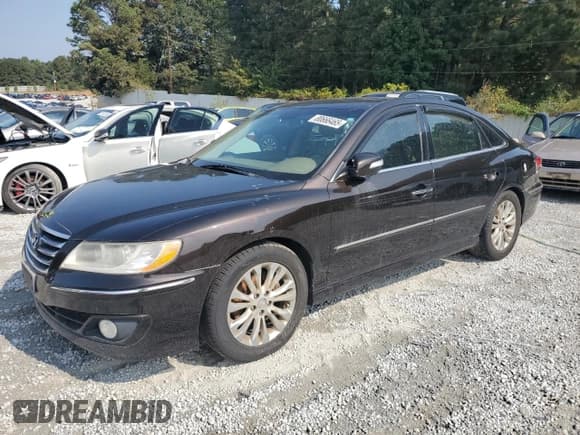 ✅ 2011 Hyundai Azera Limited • VIN: KMHFC4DF5BA526446 • Лот: 80666465. Опубликован ранее на Copart с пробегом 201 338 миль. Бесплатный доступ к архиву аукционных продаж из США и подробный отчёт об истории автомобиля на DreamBid. Изображение 1.