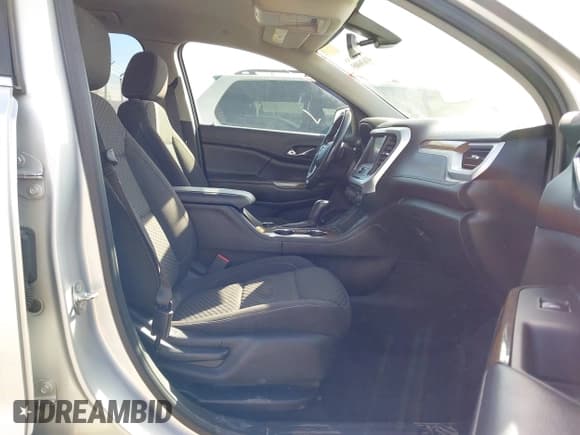 ✅ 2019 GMC Acadia SLE • VIN: 1GKKNSLS1KZ140788 • Lot: 41636885. Listed on IAAI with 175,988 mi. Free auction sales archive from the USA and detailed vehicle history report at DreamBid. Image 5.