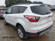 ✅ 2017 Ford Escape SE • VIN: 1FMCU0GD4HUA89212 • Лот: 43514653. Опубликован ранее на IAAI с пробегом 93 165 миль. Бесплатный доступ к архиву аукционных продаж из США и подробный отчёт об истории автомобиля на DreamBid. Изображение 3.