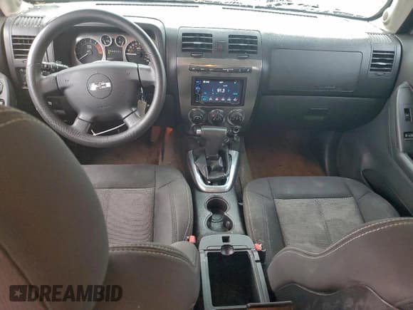 ✅ 2008 Hummer H3 Luxury • VIN: 5GTEN13E288166207 • Lot: 95251485. Wystawiony na Copart z przebiegiem 249 794 mil. Bezpłatny archiwum sprzedaży aukcyjnych z USA i szczegółowy raport historii pojazdu na DreamBid. Zdjęcie 8.