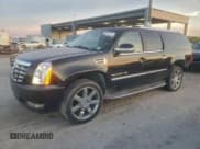 ✅ 2014 Cadillac Escalade ESV Luxury • VIN: 1GYS4HEF2ER156353 • Lot: 95387375. Listed on Copart with 121,594 mi. Free auction sales archive from the USA and detailed vehicle history report at DreamBid. Image 1.