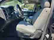 2013 Ram 1500 Express z VIN 1C6RR6KT4DS717087, wystawiony jako Copart lot #80187645 z przebiegiem 248 311 mil mil oraz Czysty tytuł • Clean title. Historia ofert i sprzedaży dostępna na DreamBid. Obrazek 7.