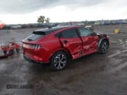 ✅ 2023 Ford Mustang Mach-E Premium • VIN: 3FMTK3SU8PMA89330 • Лот: 43224998. Опубликован ранее на IAAI с пробегом Не указан. Бесплатный доступ к архиву аукционных продаж из США и подробный отчёт об истории автомобиля на DreamBid. Изображение 4.