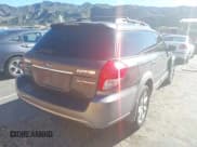 ✅ 2009 Subaru Outback Special Edition • VIN: 4S4BP61C697328894 • Lot: 43870683. Listed on IAAI with 231,620 mi. Free auction sales archive from the USA and detailed vehicle history report at DreamBid. Image 4.