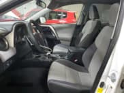 ✅ 2013 Toyota RAV4 XLE • VIN: JTMWFREV8D5012732 • Лот: 92688325. Опубликован ранее на Copart с пробегом 189 922 миль. Бесплатный доступ к архиву аукционных продаж из США и подробный отчёт об истории автомобиля на DreamBid. Изображение 7.